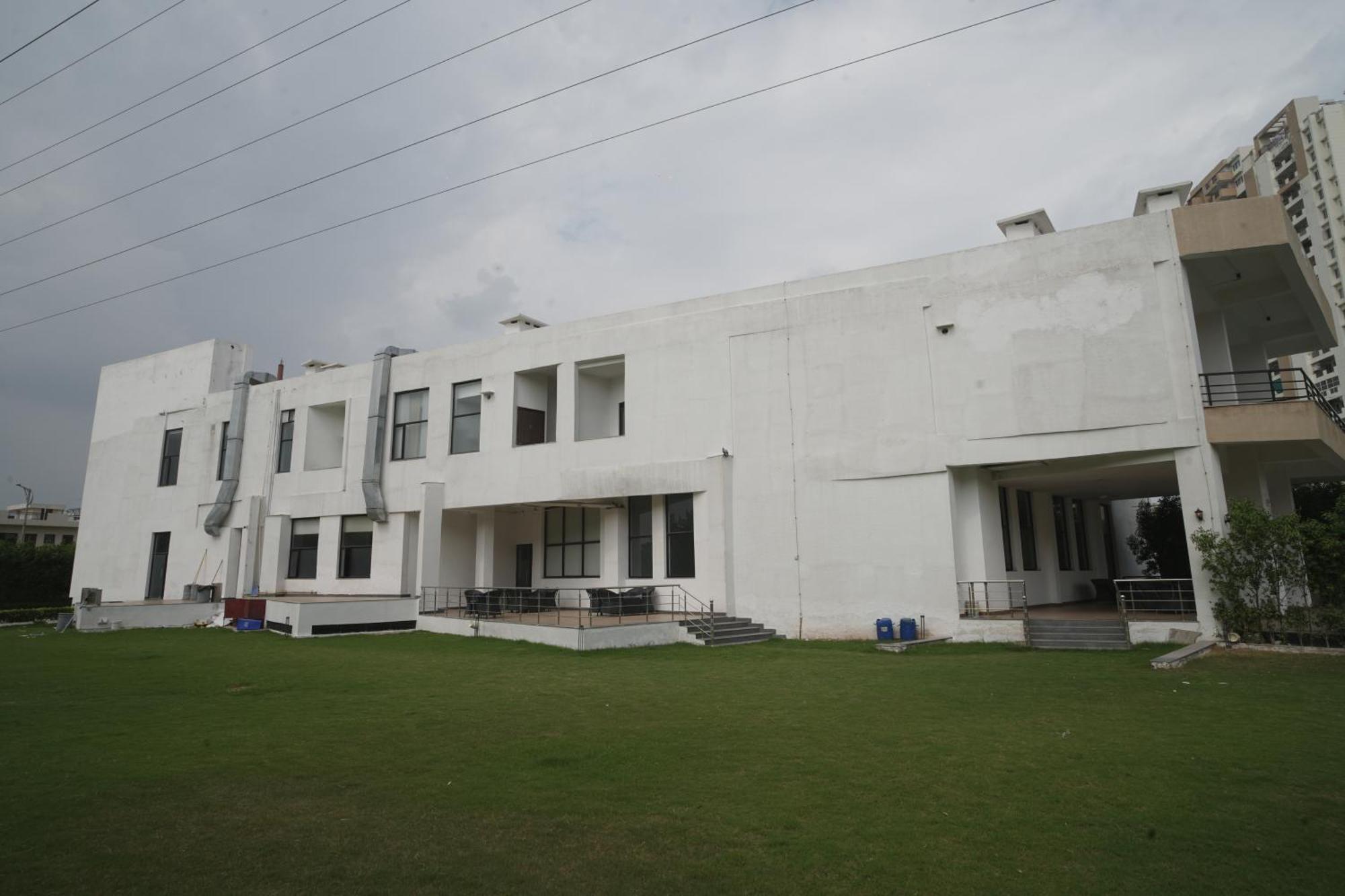 Tdi Club Retreat Sector-110 Hotel Mohali Bagian luar foto